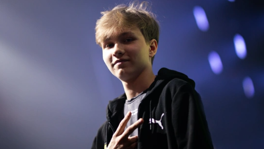 日俱增的同 日俱增的同